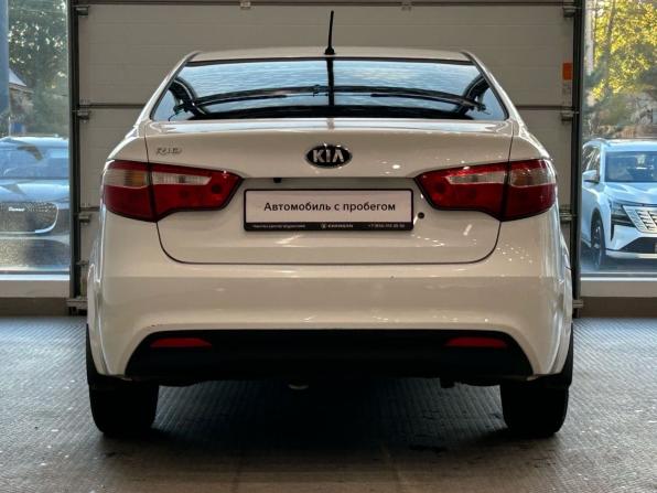 Kia Rio III с пробегом 2014 года, цена 640 000 рублей, 204000 км, седан, Автокод Объявления