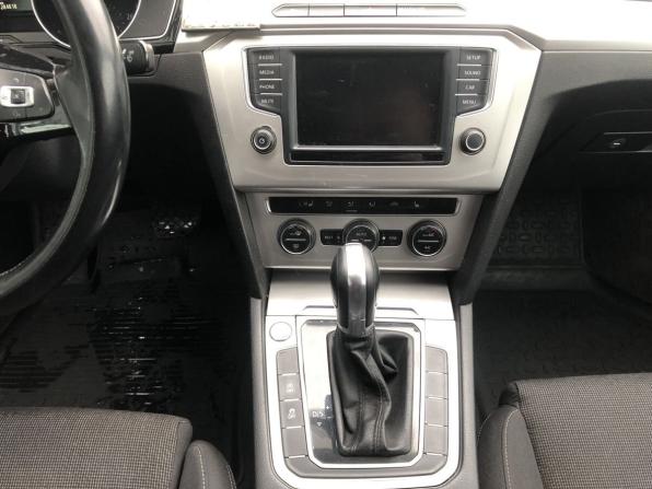 Volkswagen Passat B8 с пробегом 2015 года, цена 1 444 000 рублей, 284817 км, седан, Автокод Объявления