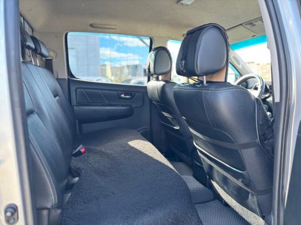 Toyota Hilux VII Рестайлинг с пробегом 2014 года, цена 2 600 000 рублей, 251639 км, пикап, Автокод Объявления