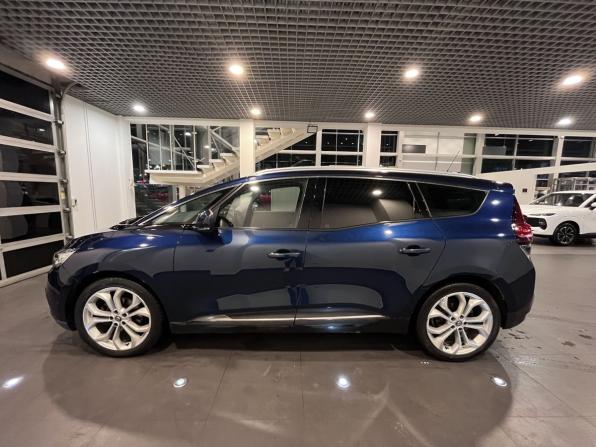 Renault Scenic IV с пробегом 2018 года, цена 1 550 000 рублей, 154830 км, компактвэн, Автокод Объявления