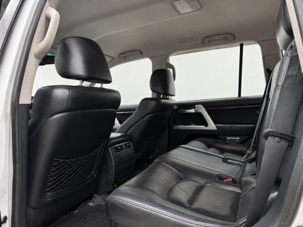 Toyota Land Cruiser 200 Series Рестайлинг 1 с пробегом 2013 года, цена 3 150 000 рублей, 325000 км, внедорожник, Автокод Объявления