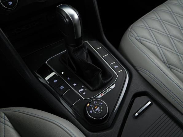 Volkswagen Tiguan II с пробегом 2020 года, цена 3 185 055 рублей, 93727 км, внедорожник, Автокод Объявления