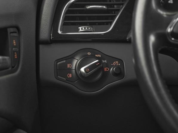 Audi A4 IV (B8) Рестайлинг с пробегом 2012 года, цена 1 199 000 рублей, 184100 км, седан, Автокод Объявления