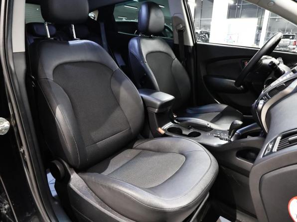 Hyundai ix35 I Рестайлинг с пробегом 2015 года, цена 1 255 000 рублей, 144070 км, внедорожник, Автокод Объявления