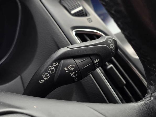 Ford Focus III Рестайлинг с пробегом 2019 года, цена 1 080 000 рублей, 195497 км, универсал, Автокод Объявления