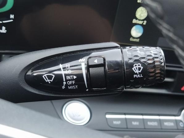 Hyundai Elantra VII (CN7) Рестайлинг с пробегом 2024 года, цена 2 300 000 рублей, 15556 км, седан, Автокод Объявления