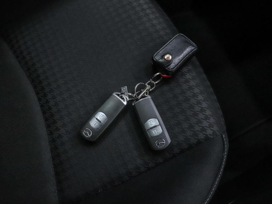 Mazda Demio IV (DJ) Красноярск  - изображение 23