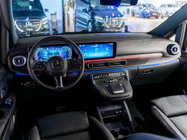 Новый Mercedes-Benz V-Класс III (W447) Рестайлинг 2 2026 года, цена 15 290 000 рублей, минивэн, Автокод Объявления