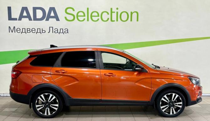 Lada (ВАЗ) Vesta I с пробегом 2021 года, цена 1 055 000 рублей, 90960 км, универсал, Автокод Объявления