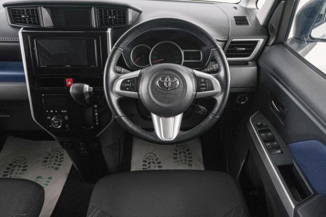 Toyota Roomy I с пробегом 2017 года, цена 999 000 рублей, 116959 км, микровэн, Автокод Объявления
