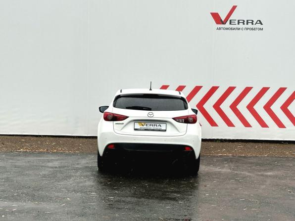 Mazda 3 III (BM) с пробегом 2014 года, цена 1 350 000 рублей, 72286 км, хэтчбек, Автокод Объявления