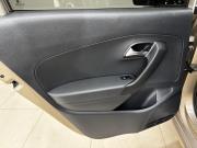 Volkswagen Polo V Рестайлинг Альметьевск  - изображение 38