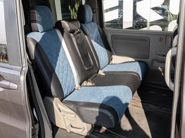 Honda Stepwgn V с пробегом 2016 года, цена 1 715 000 рублей, 176131 км, минивэн, Автокод Объявления