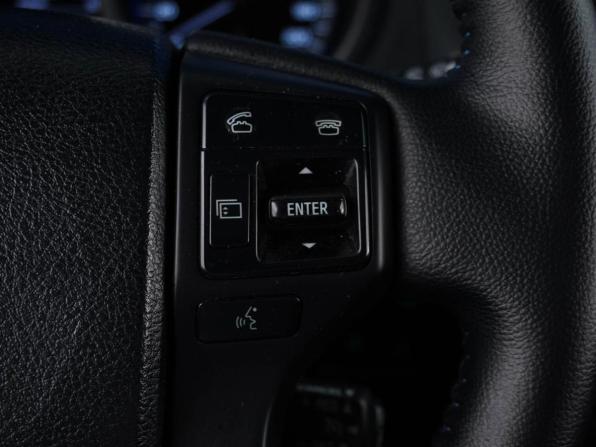 Toyota Land Cruiser Prado 150 Series Рестайлинг 2 с пробегом 2017 года, цена 4 649 077 рублей, 294320 км, внедорожник, Автокод Объявления