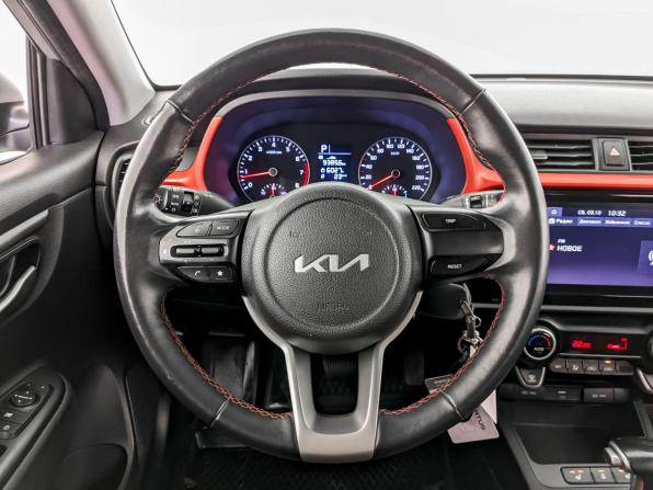 Kia Rio IV Рестайлинг с пробегом 2021 года, цена 1 600 000 рублей, 89200 км, седан, Автокод Объявления