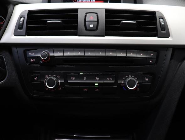BMW 3 серии VI (F3x) с пробегом 2014 года, цена 1 490 000 рублей, 128349 км, седан, Автокод Объявления