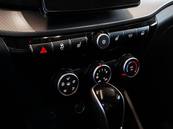 Lada (ВАЗ) Vesta I Рестайлинг (NG) с пробегом 2025 года, цена 1 416 300 рублей, 17167 км, седан, Автокод Объявления