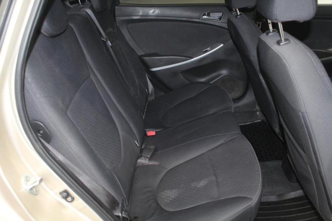Hyundai Solaris I с пробегом 2012 года, цена 900 000 рублей, 161418 км, хэтчбек, Автокод Объявления