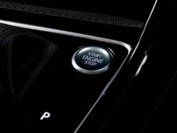 Volkswagen Touran II с пробегом 2015 года, цена 1 399 000 рублей, 111791 км, компактвэн, Автокод Объявления