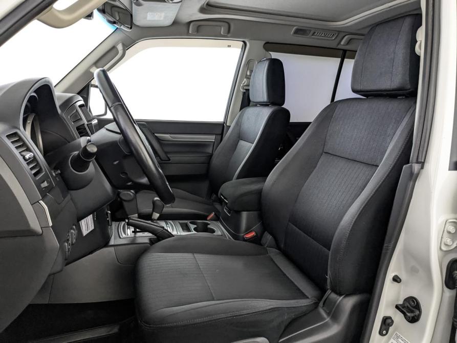 Mitsubishi Pajero IV Рестайлинг 2 Москва  - изображение 20