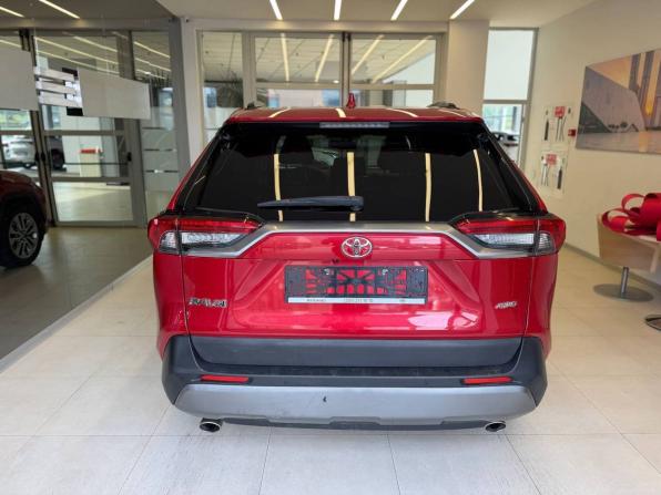 Toyota RAV4 V (XA50) с пробегом 2021 года, цена 3 560 500 рублей, 56067 км, внедорожник, Автокод Объявления