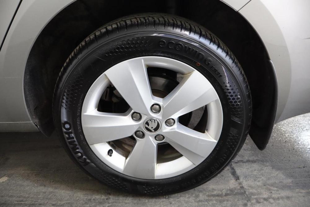 Skoda Octavia III (A7) Рестайлинг Санкт-Петербург  - изображение 16