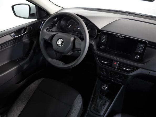 Skoda Rapid II с пробегом 2021 года, цена 1 589 000 рублей, 85986 км, лифтбек, Автокод Объявления