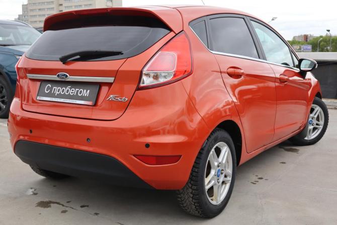 Ford Fiesta Mk6 Рестайлинг с пробегом 2015 года, цена 649 000 рублей, 189000 км, хэтчбек, Автокод Объявления