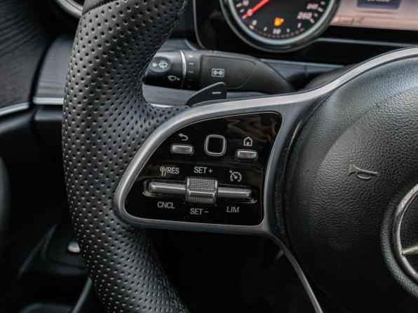 Mercedes-Benz E-Класс V (W213 S213 C238) с пробегом 2018 года, цена 1 850 000 рублей, 304386 км, седан, Автокод Объявления