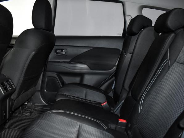 Mitsubishi Outlander III Рестайлинг 3 с пробегом 2022 года, цена 2 650 000 рублей, 63460 км, внедорожник, Автокод Объявления
