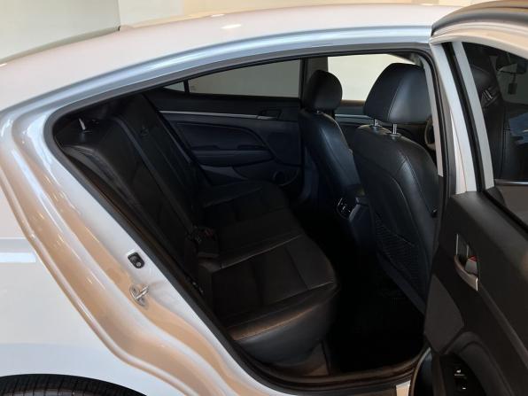 Hyundai Elantra VI (AD) с пробегом 2016 года, цена 1 380 000 рублей, 181650 км, седан, Автокод Объявления