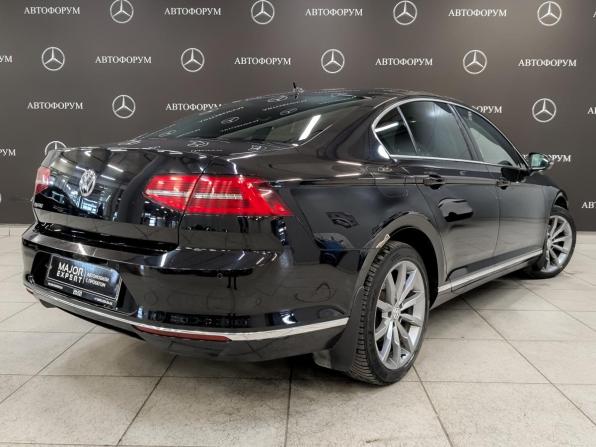 Volkswagen Passat B8 с пробегом 2018 года, цена 1 905 000 рублей, 192200 км, седан, Автокод Объявления