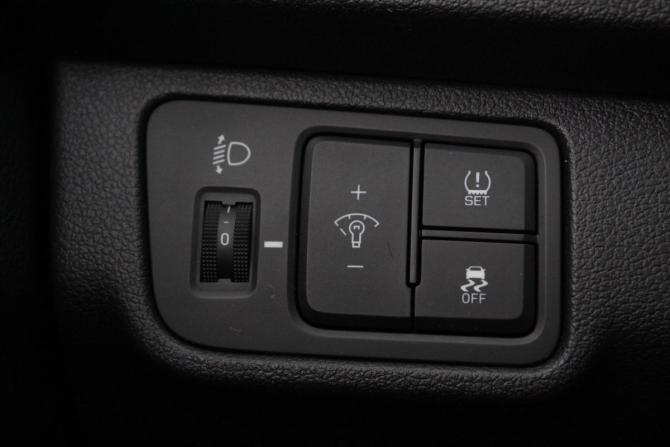 Hyundai Solaris II с пробегом 2019 года, цена 1 450 000 рублей, 127324 км, седан, Автокод Объявления
