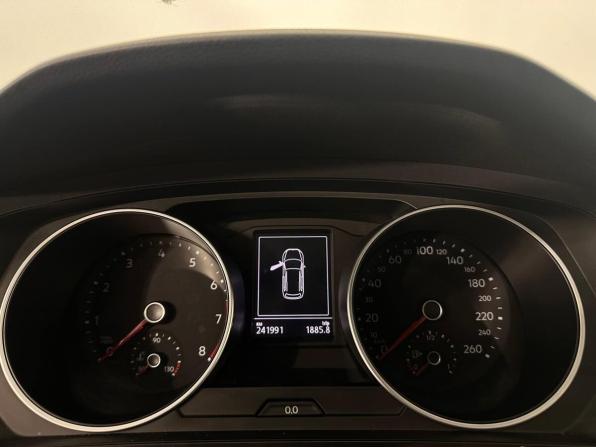 Volkswagen Tiguan II с пробегом 2017 года, цена 1 843 000 рублей, 241796 км, внедорожник, Автокод Объявления