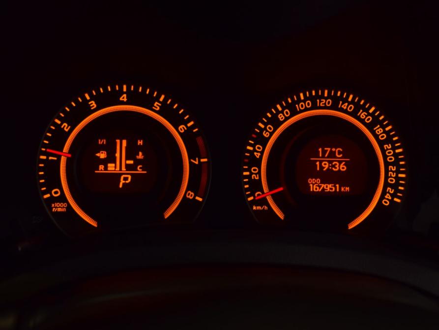 Toyota Auris I Кемерово  - изображение 11