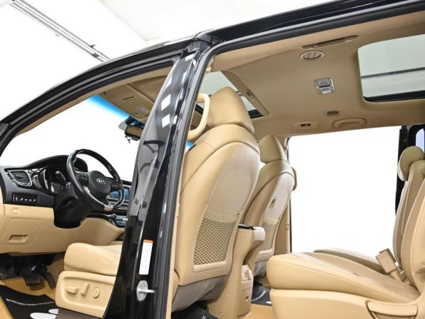 Kia Carnival III с пробегом 2019 года, цена 2 299 000 рублей, 193000 км, минивэн, Автокод Объявления