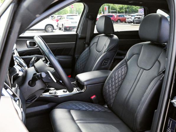 Kia Sorento IV с пробегом 2023 года, цена 5 499 000 рублей, 37458 км, внедорожник, Автокод Объявления