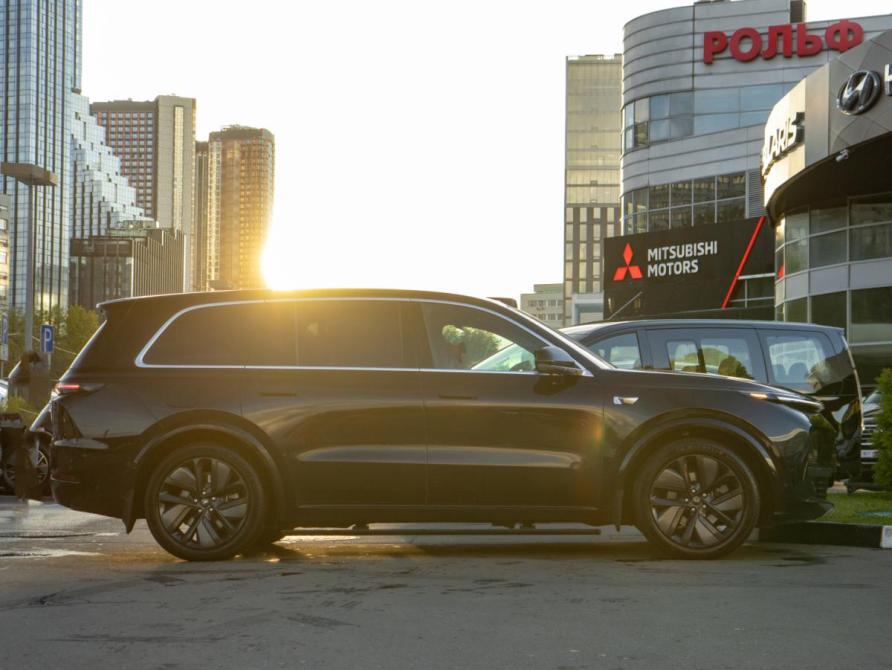 Li Auto (Lixiang) L9 I Москва  - изображение 3
