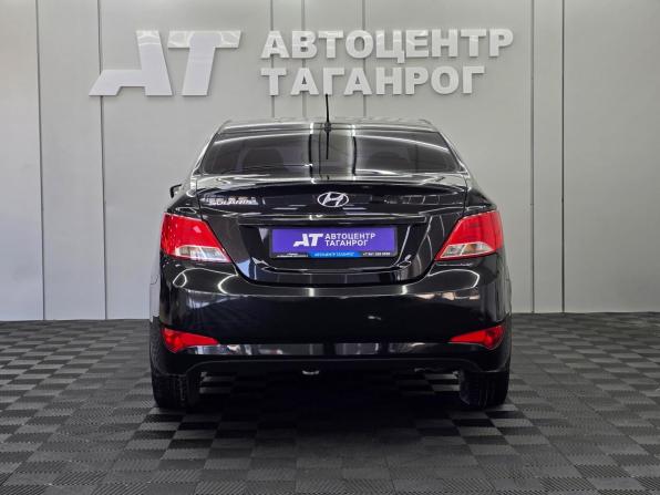 Hyundai Solaris I Рестайлинг с пробегом 2016 года, цена 1 029 000 рублей, 152000 км, седан, Автокод Объявления
