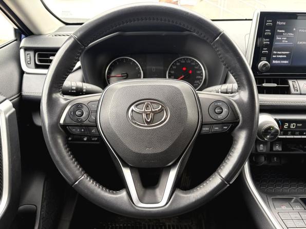 Toyota RAV4 V (XA50) с пробегом 2021 года, цена 3 550 000 рублей, 55555 км, внедорожник, Автокод Объявления