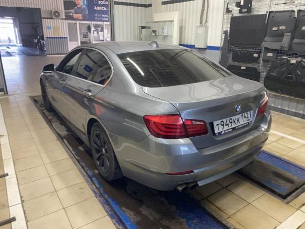 BMW 5 серии VI (F10/F11/F07) с пробегом 2012 года, цена 1 499 000 рублей, 301275 км, седан, Автокод Объявления