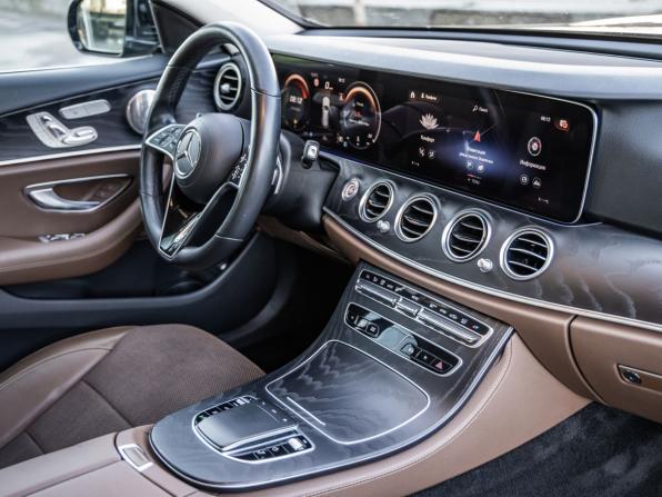 Mercedes-Benz E-Класс V (W213 S213 C238) Рестайлинг с пробегом 2021 года, цена 4 648 000 рублей, 123480 км, универсал, Автокод Объявления