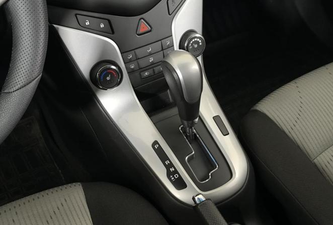 Chevrolet Cruze I Рестайлинг с пробегом 2014 года, цена 865 000 рублей, 83994 км, хэтчбек, Автокод Объявления