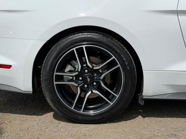Ford Mustang VI Рестайлинг с пробегом 2022 года, цена 4 110 000 рублей, 43178 км, купе, Автокод Объявления