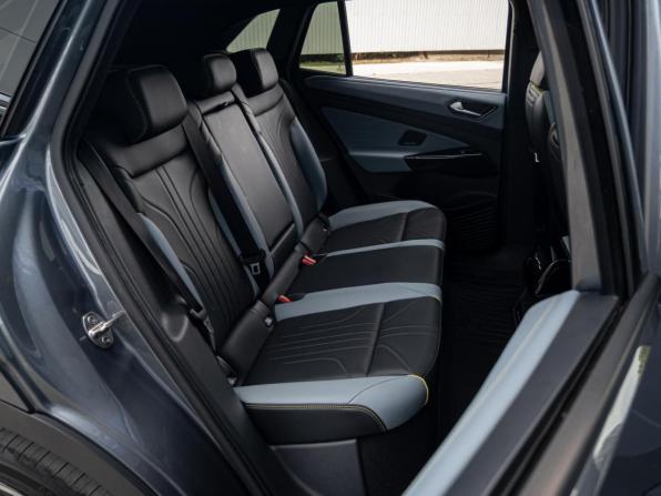 Volkswagen ID.4 с пробегом 2023 года, цена 4 525 000 рублей, 53848 км, внедорожник, Автокод Объявления