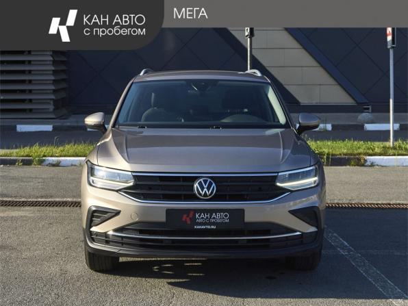 Volkswagen Tiguan II Рестайлинг с пробегом 2021 года, цена 2 638 000 рублей, 112845 км, внедорожник, Автокод Объявления