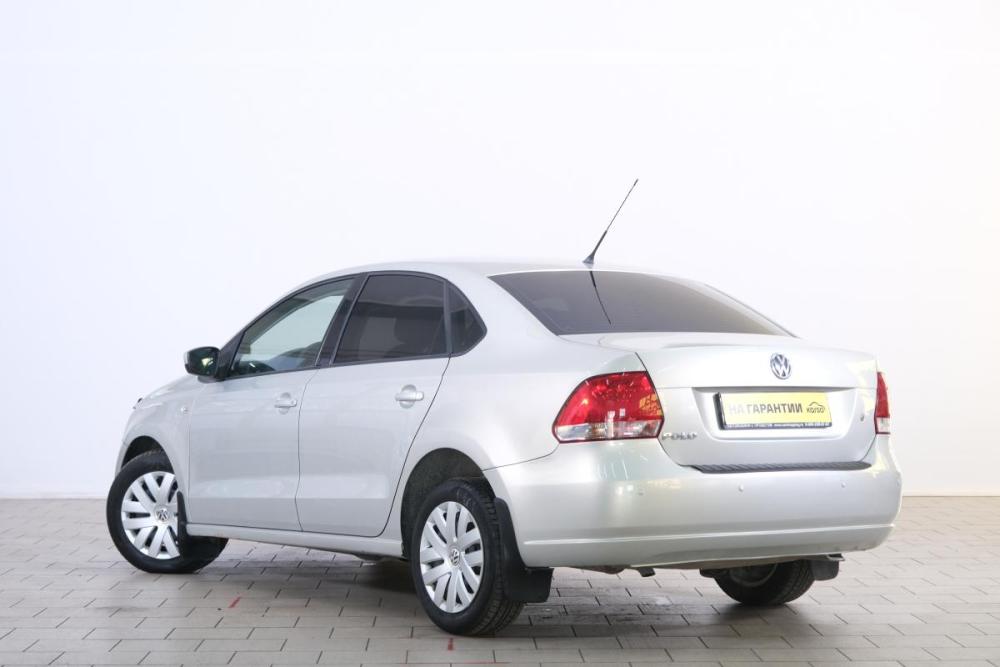 Volkswagen Polo V Омск  - изображение 5