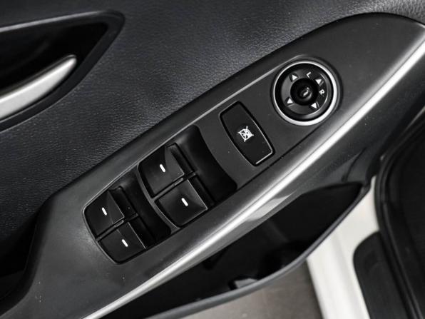 Hyundai i30 II с пробегом 2012 года, цена 979 000 рублей, 169162 км, хэтчбек, Автокод Объявления