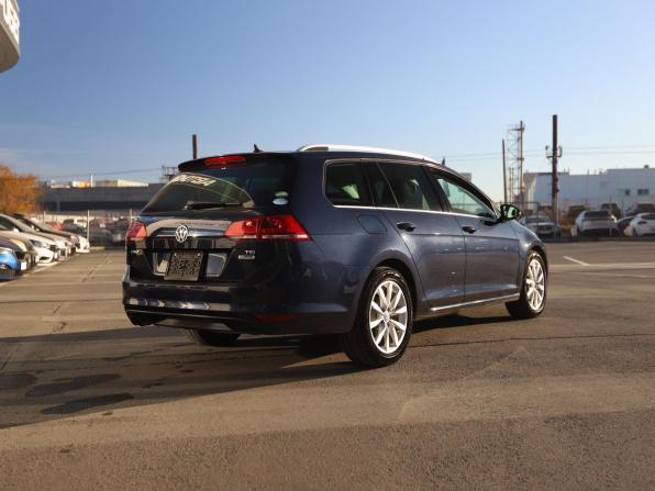 Volkswagen Golf VII с пробегом 2015 года, цена 1 320 000 рублей, 68095 км, универсал, Автокод Объявления