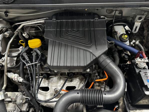 Renault Sandero II с пробегом 2017 года, цена 915 000 рублей, 120933 км, хэтчбек, Автокод Объявления